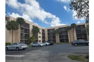 8400 SW 133rd Avenue Rd, Miami, FL 33183, Sold 04/13/22