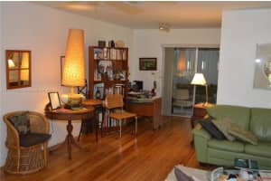 305 NW 42nd St, Boca Raton, FL 33431, Sold 03/01/22