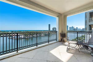 20165 NE 39th Pl, Aventura, FL 33180, Sold 03/17/22