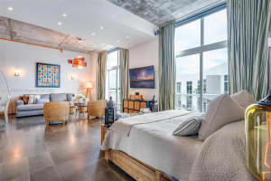 2001 Meridian Ave PH 12, Miami Beach, FL 33139, Sold 04/01/22