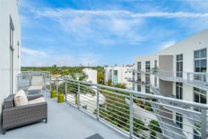 2001 Meridian Ave PH 12, Miami Beach, FL 33139, Sold 04/01/22