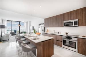 88 SW 7th St, Miami, FL 33130, Sold 02/04/22