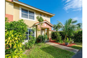 5275 NW 189th Terrace, Miami Gardens, FL 33055, Sold 02/24/22