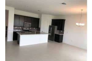11539 SW 13th Dr #0, Pembroke Pines, FL 33025, Sold 04/18/22