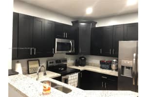371 SW 122nd Ave #371, Pembroke Pines, FL 33025, Sold 03/28/22