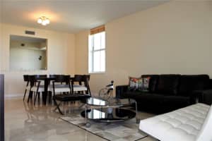3340 NE 190th St, Miami, FL 33180, Sold 04/25/22