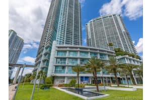 92 SW 3rd St APT 3302, Miami, FL 33130, Sold 03/08/22