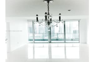 92 SW 3rd St APT 3302, Miami, FL 33130, Sold 03/08/22
