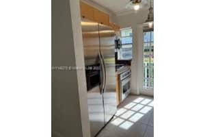 901 Meridian Ave, Miami Beach, FL 33139, Sold 03/24/22