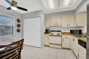 7340 Lake Cir Dr APT 202, Margate, FL 33063, Sold 02/25/22