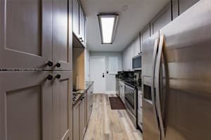 1340 Lincoln Rd APT 805, Miami Beach, FL 33139, Sold 03/31/22