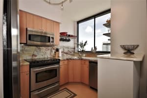 1330 West Ave, Miami Beach, FL 33139, Sold 04/08/22