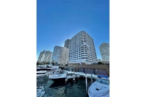 825 Brickell Bay Dr, Miami, FL 33131, Sold 03/03/22