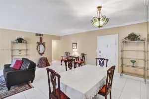 4747 Collins Ave, Miami Beach, FL 33140, Sold 04/28/22