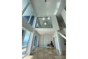 60 SW 13th St, Miami, FL 33130, Sold 03/18/22