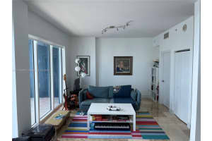 60 SW 13th St, Miami, FL 33130, Sold 03/18/22