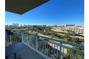 19501 W Country Club Dr, Aventura, FL 33180, Sold 02/24/22
