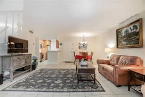 10377 N Kendall Dr APT K6, Miami, FL 33176, Sold 03/18/22