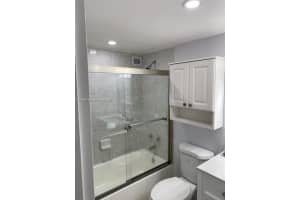 600 Parkview Dr, Hallandale Beach, FL 33009, Sold 03/16/22