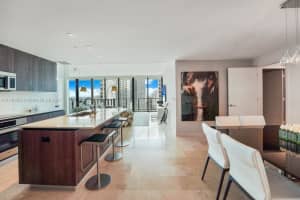 68 SE 6th St, Miami, FL 33131, Sold 05/24/22