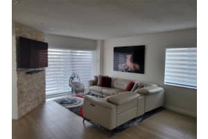 16229 SW 72nd Terrace, Miami, FL 33193, Sold 02/25/22