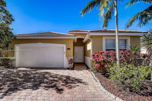 664 SE 30th Terrace, Homestead, FL 33033, Sold 05/17/22