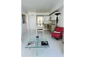 Brickell House, 1300 Brickell Bay Dr, Miami, FL 33131, Sold 05/04/22