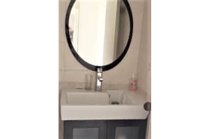 17101 N Bay Rd, Sunny Isles Beach, FL 33160, Sold 03/02/22