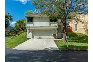 21784 SW 98th Pl, Cutler Bay, FL 33190, Sold 02/28/22
