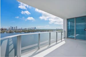 17111 Biscayne Blvd, North Miami Beach, FL 33160, Sold 07/29/22