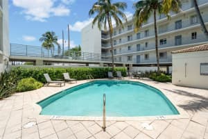 1401 Bay Rd, Miami Beach, FL 33139, Sold 06/09/22