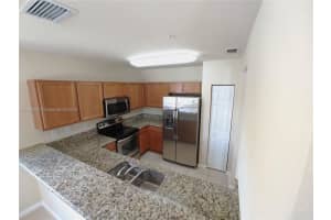 11601 NW 89th St APT 201, Doral, FL 33178, Sold 03/07/22