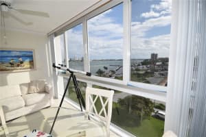 301 Lake Shore Dr APT 711, West Palm Beach, FL 33403, Sold 03/07/22