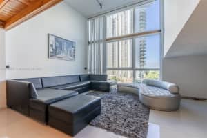 5445 Collins Ave #11, Miami Beach, FL 33140, Sold 02/17/22