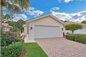 779 SW Tamarrow Pl, Stuart, FL 34997, Sold 03/07/22