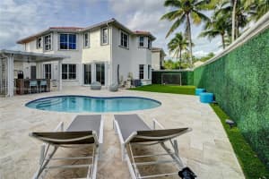 1549 Breakwater Terrace, Hollywood, FL 33019, Sold 04/14/22