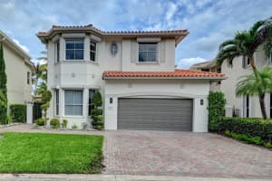 1549 Breakwater Terrace, Hollywood, FL 33019, Sold 04/14/22