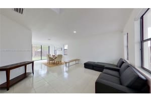 10300 NW 10th St, Miami, FL 33172, Sold 06/30/22