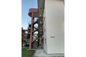 5420 W 21st Ct APT 109, Hialeah, FL 33016, Sold 03/08/22