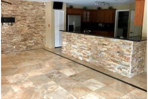9060 NW 190th St, Hialeah, FL 33018, Sold 08/04/22