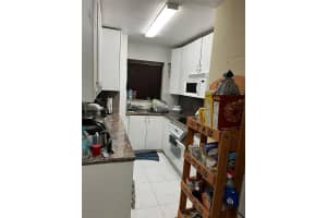 8860 Fontainebleau Blvd APT 303, Miami, FL 33172, Sold 04/01/22