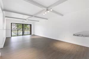 10145 NW 9th St, Miami, FL 33172, Sold 03/14/22