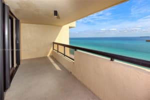 2555 Collins Ave, Miami Beach, FL 33140, Sold 04/11/22