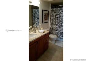 1723 SW 2nd Ave APT 607, Miami, FL 33129, Sold 03/31/22