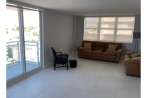 6917 Collins Ave APT 1114, Miami Beach, FL 33141, Sold 04/27/22