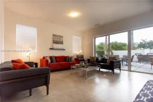 10130 NW 74th Terrace, Doral, FL 33178, Sold 03/25/22
