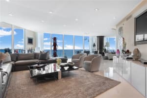 2711 S Ocean Dr UNIT 2902, Hollywood, FL 33019, Sold 10/11/22