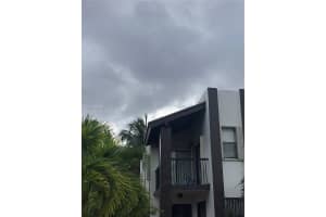 401 NW 107th Ave APT 201, Miami, FL 33172, Sold 06/30/22