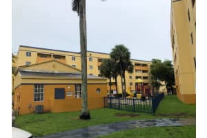 8249 SW 149th Ct, Miami, FL 33193, Sold 03/18/22