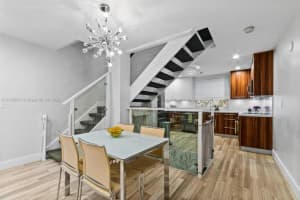325 Meridian Ave APT 17, Miami Beach, FL 33139, Sold 05/31/22